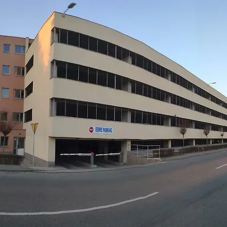 International - Free Parking Daire Kaloşvar